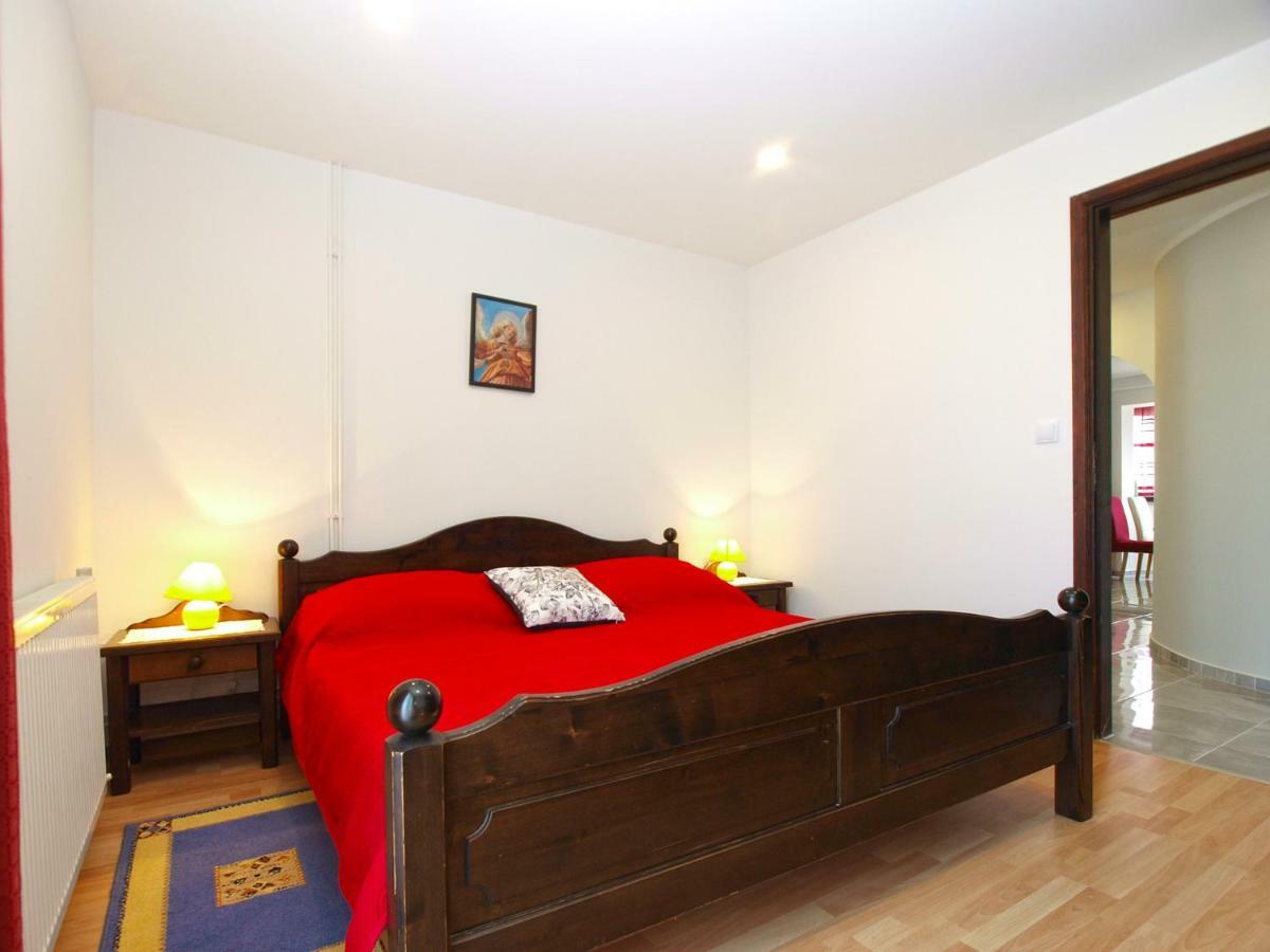 Apartments Dragica 1251 Fažana Екстериор снимка