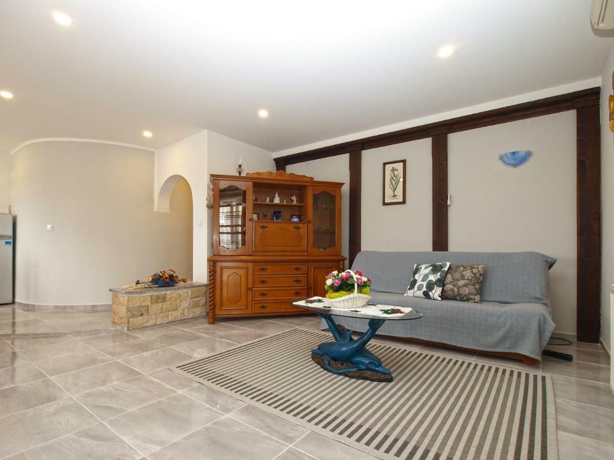 Apartments Dragica 1251 Fažana Екстериор снимка